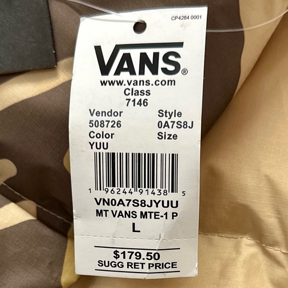 Vans Mountain jacket- this did not fit me when it arrived, still has tags - Picture 11 of 15